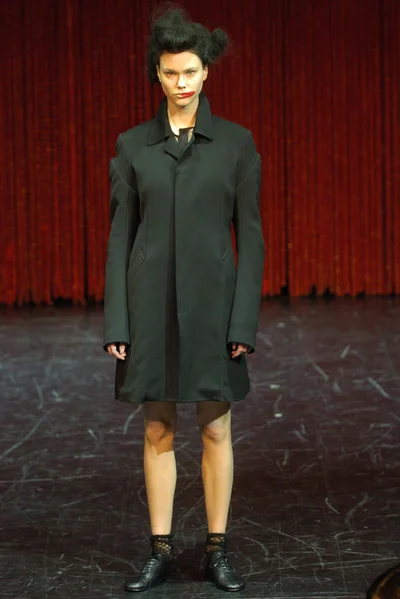 Look 12